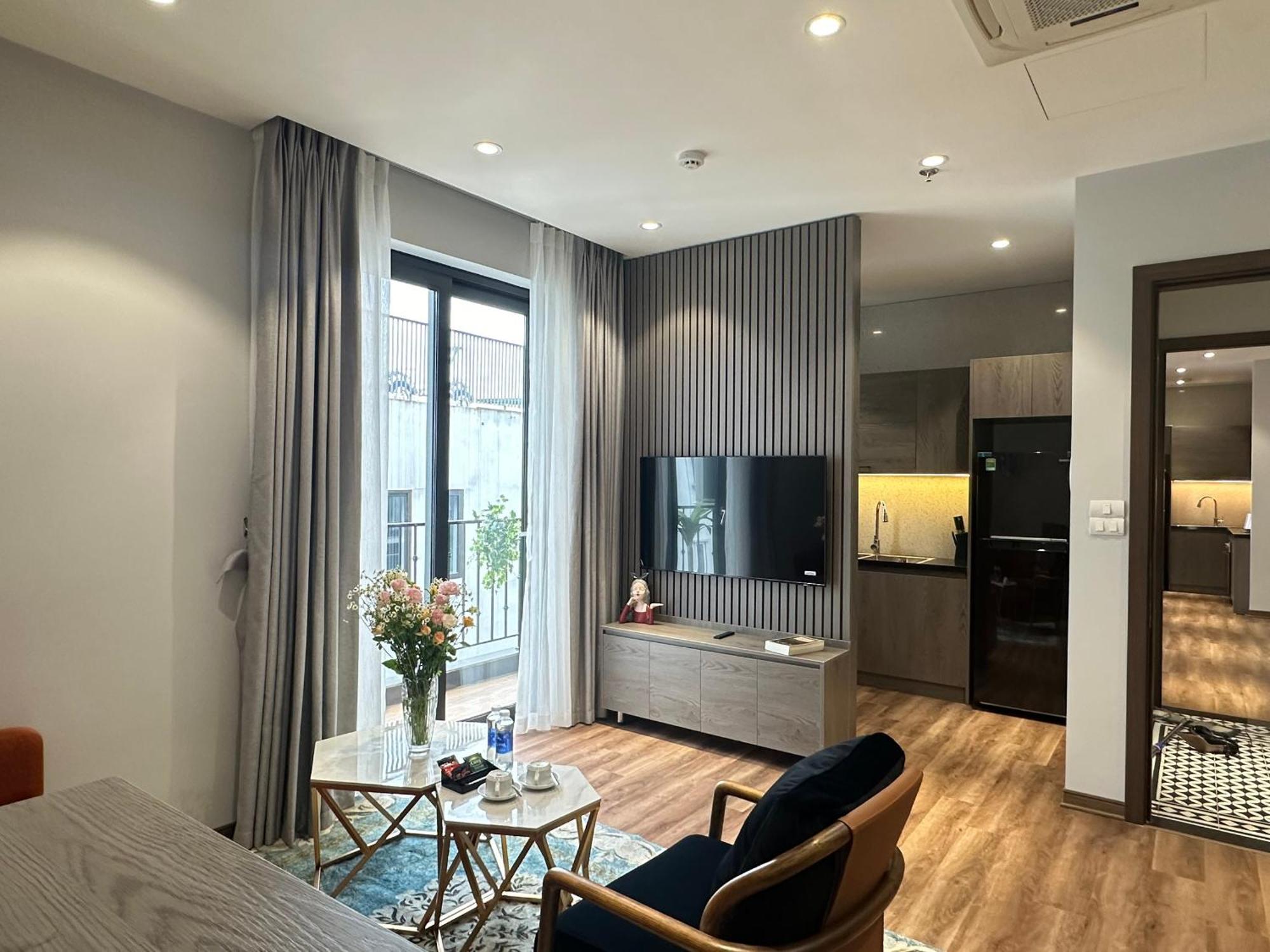 Luxe Paradise Suites Hotel To Ngoc Van Hanoi Kültér fotó
