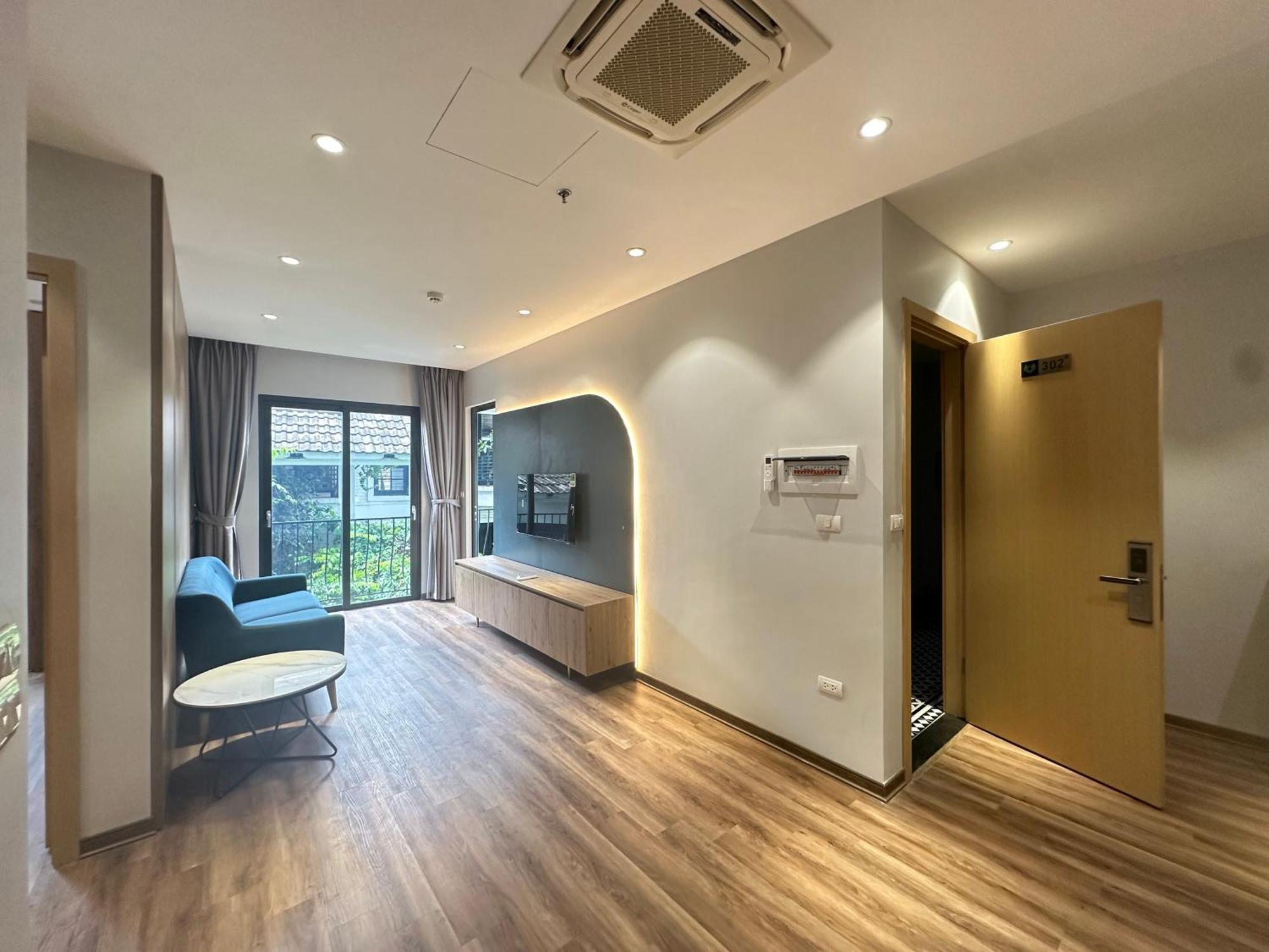 Luxe Paradise Suites Hotel To Ngoc Van Hanoi Kültér fotó