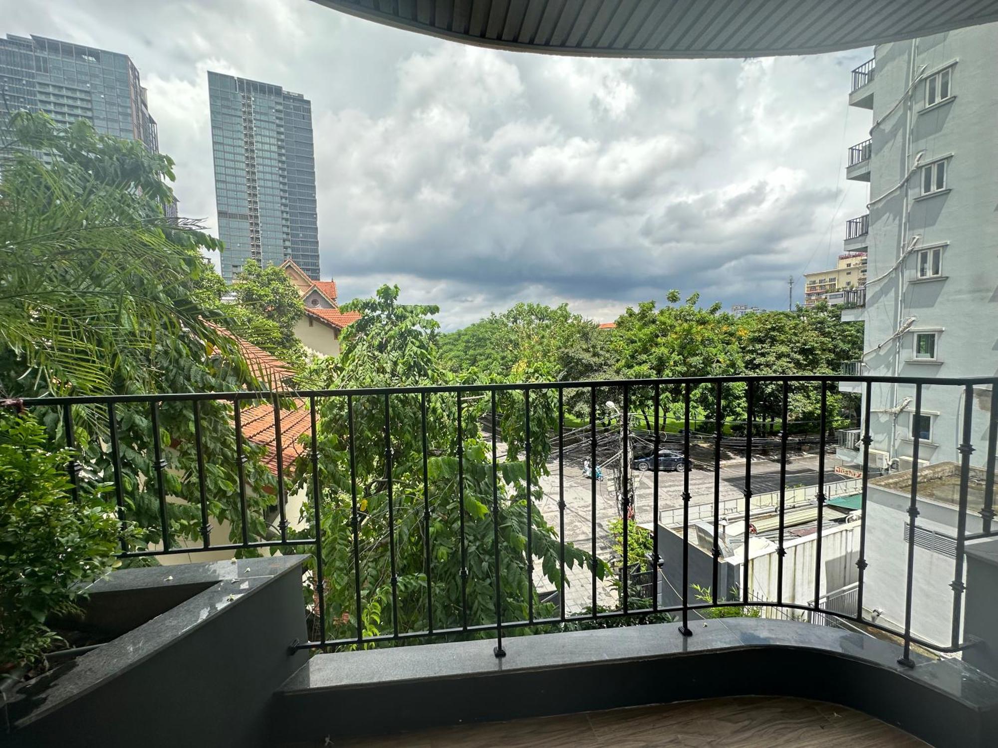 Luxe Paradise Suites Hotel To Ngoc Van Hanoi Kültér fotó