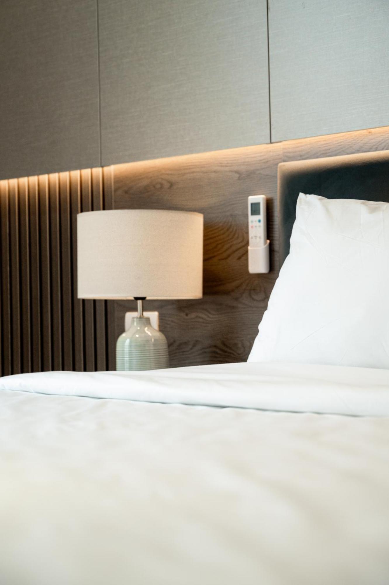 Luxe Paradise Suites Hotel To Ngoc Van Hanoi Kültér fotó