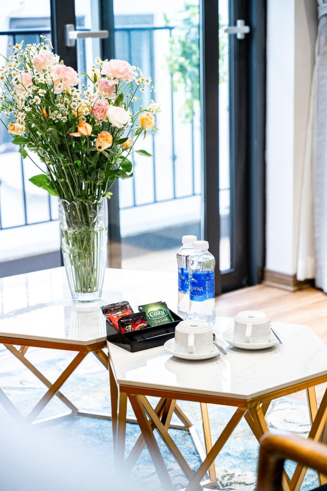 Luxe Paradise Suites Hotel To Ngoc Van Hanoi Kültér fotó