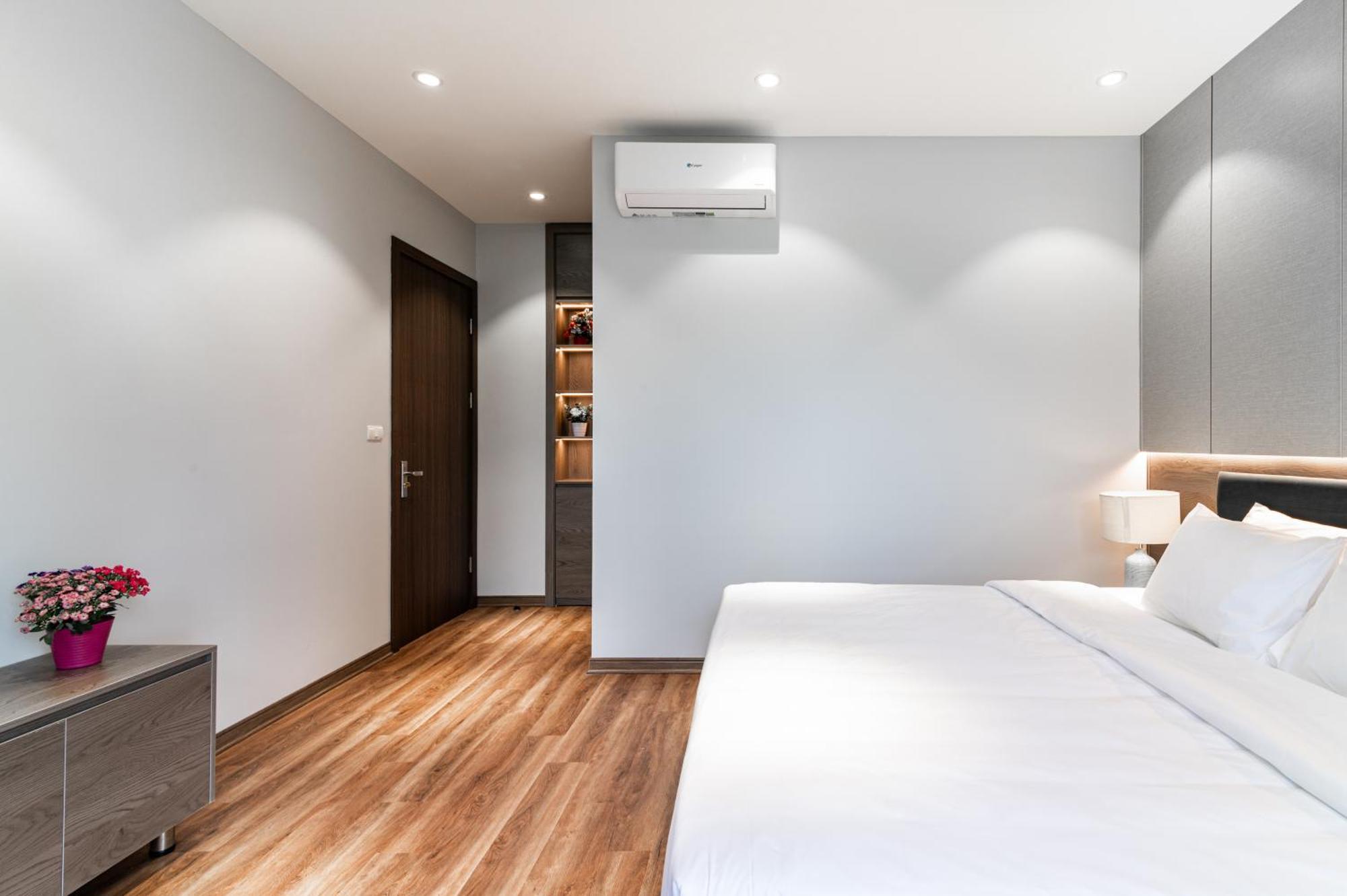 Luxe Paradise Suites Hotel To Ngoc Van Hanoi Kültér fotó