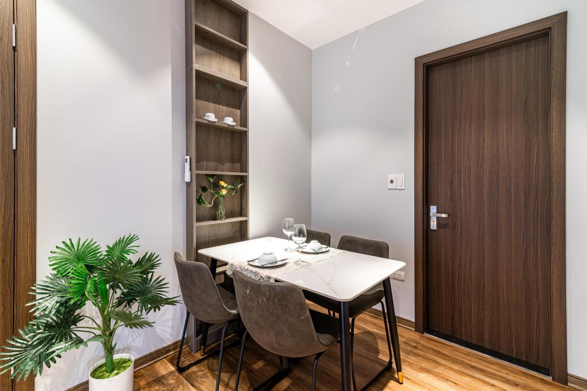Luxe Paradise Suites Hotel To Ngoc Van Hanoi Kültér fotó
